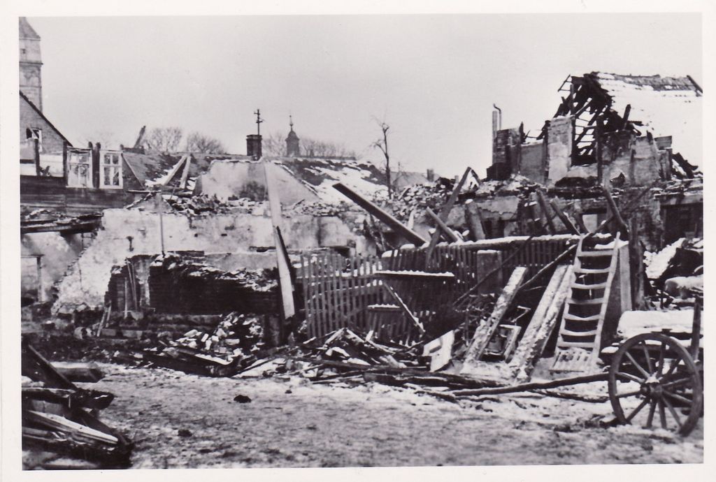 Brilon nach Bombenangriffen im Januar 1945