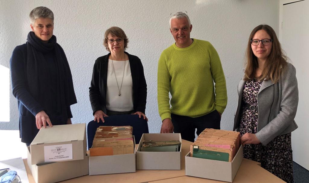 Von links nach rechts: Dr. Anke Münster, Arolsen Archives, Ute Hachmann, Steffen Baumheier, stellvertr. Direktor Arolsen Archives, Christina Wegener, Stadtarchiv Brilon