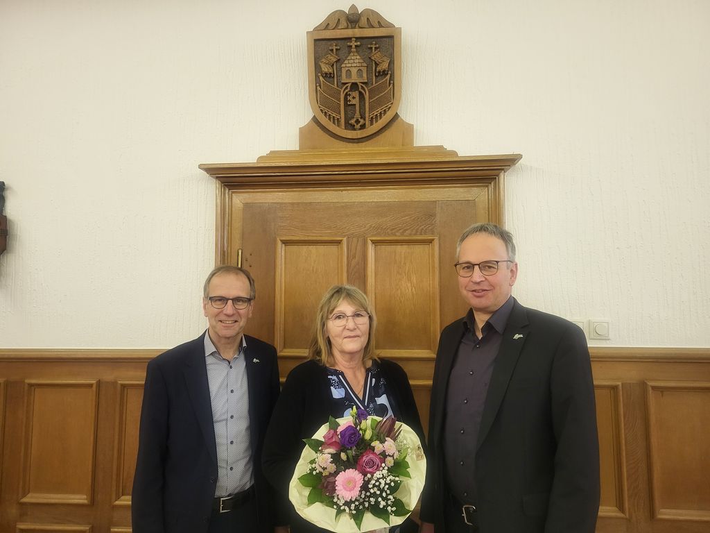 v.l.n.r. Bürgermeister Dr. Bartsch, Hannelorer Gieseler und Marcus Bange, Allgemeiner Vertreter des Bürgermeisters