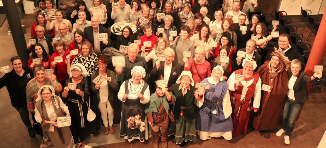 Gruppenfoto der Helfer der Hansetage Brilon 2020, Sicht von oben