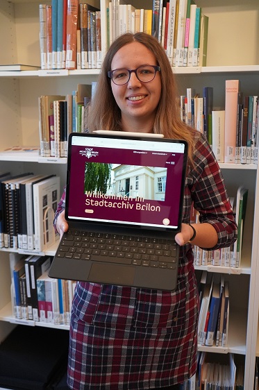 Christina Wegener präsentiert die neue Webseite Christina Wegener präsentiert die neue Webseite